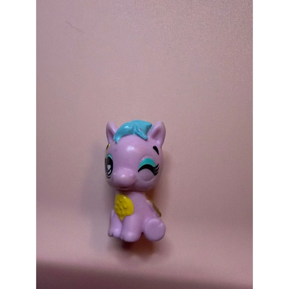 Hatchimals CollEGGtibles Mini Figures Lot of 3 Purple Pink Dragon‎ Pony Cow Wand